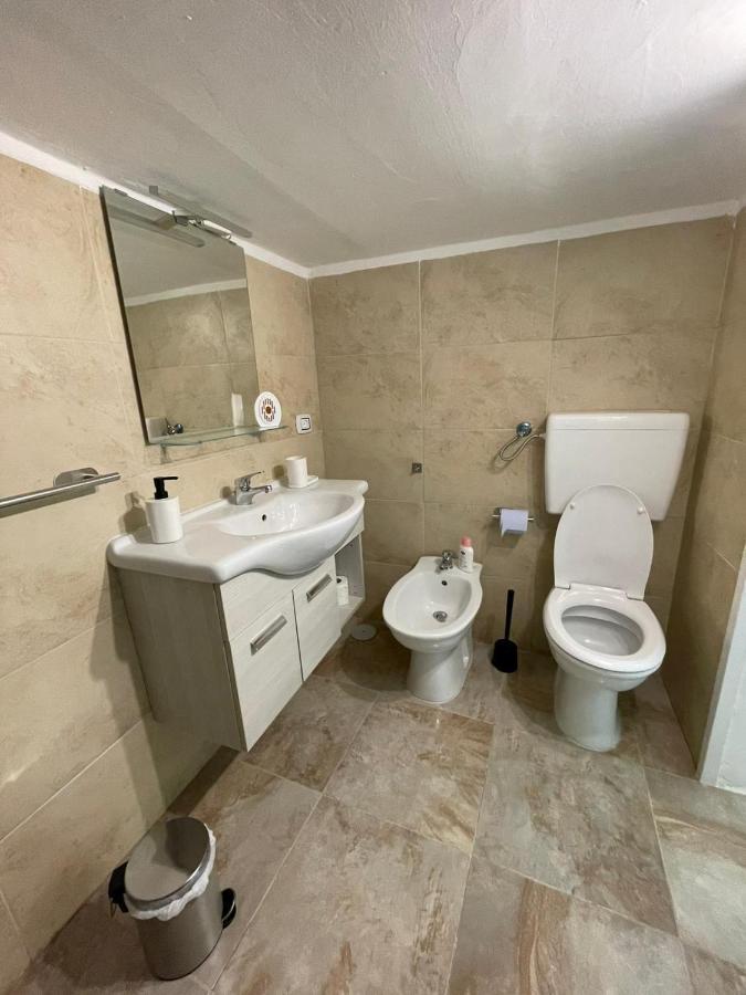 Sedici Scalini Villa Taranto Exteriör bild